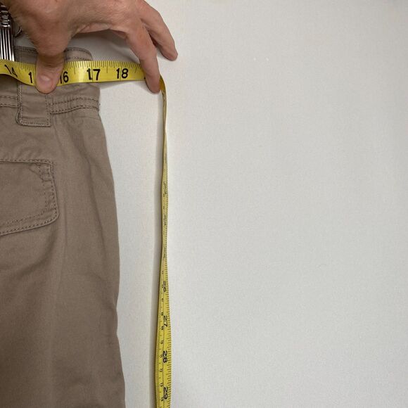 Caterpillar Inc Womankind Shorts Khaki Regular Fit Roll Tab Cuff Size 28 - Picture 11 of 15
